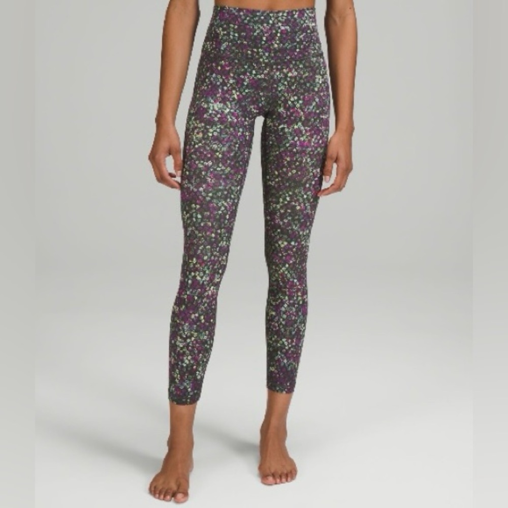Lululemon Wunder Train High Rise Tight 25” Full-On Luxtreme Size 8